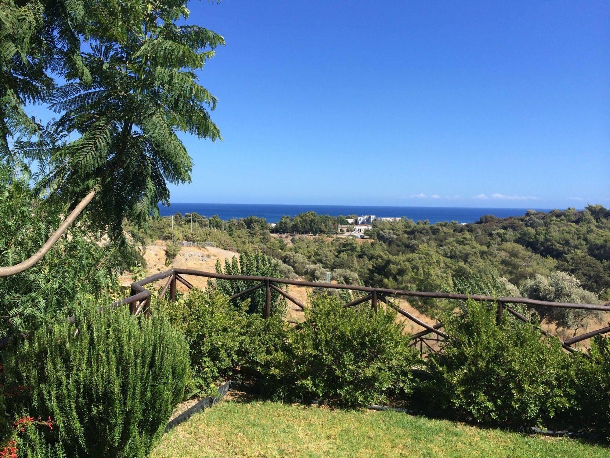 Petroto Sea View Hotel