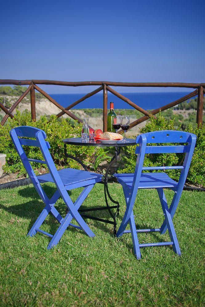 Petroto Sea View 3*